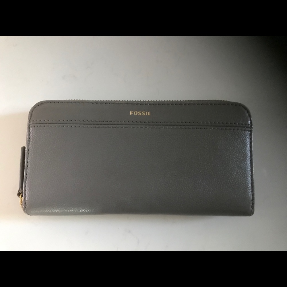 Fossil wallet